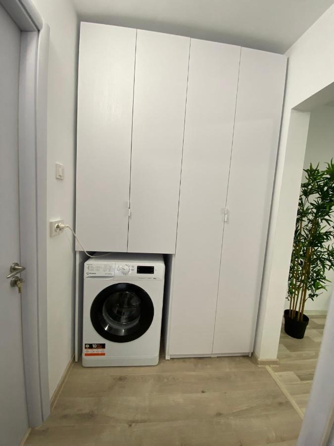 Grove Apartment Buzău Dış mekan fotoğraf