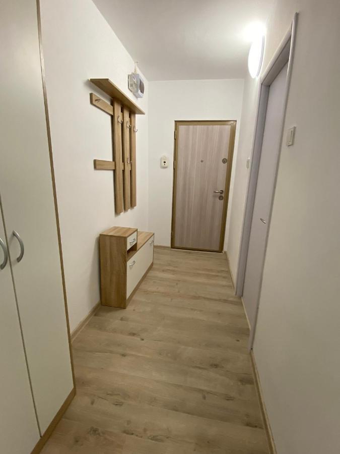 Grove Apartment Buzău Dış mekan fotoğraf