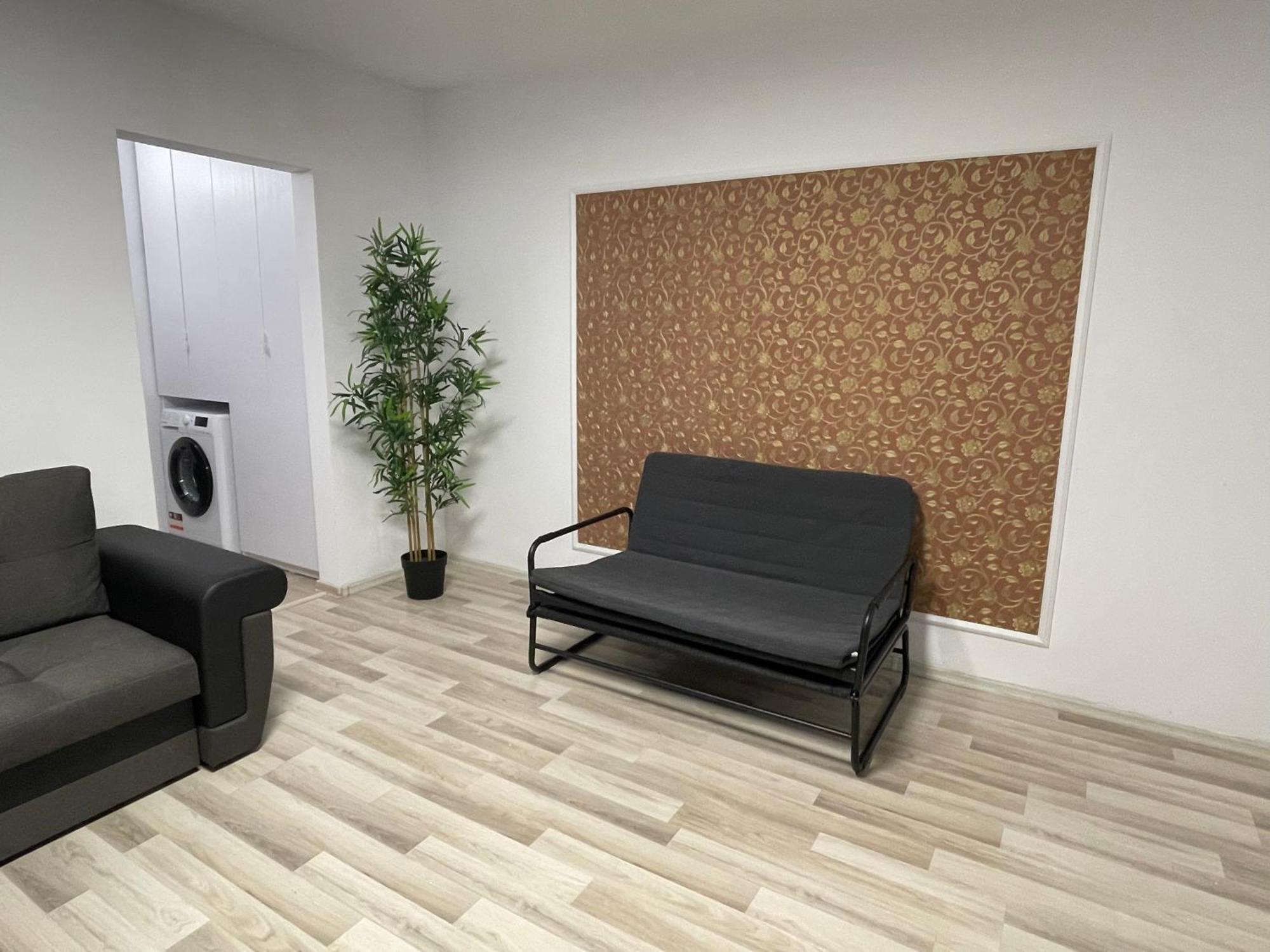 Grove Apartment Buzău Dış mekan fotoğraf